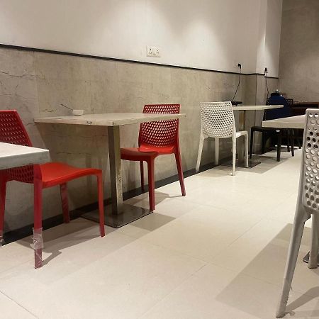 Nh Skye Suites New Delhi Eksteriør billede