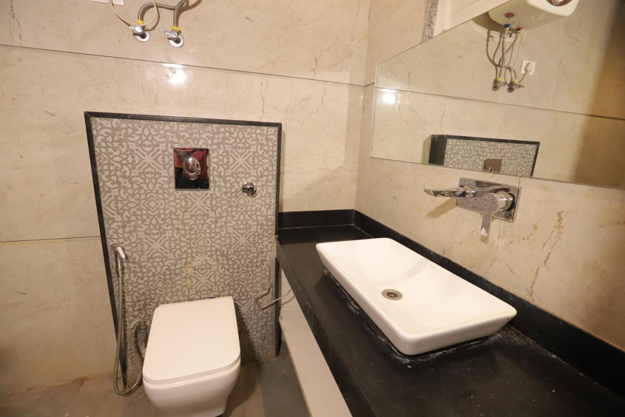 Nh Skye Suites New Delhi Eksteriør billede