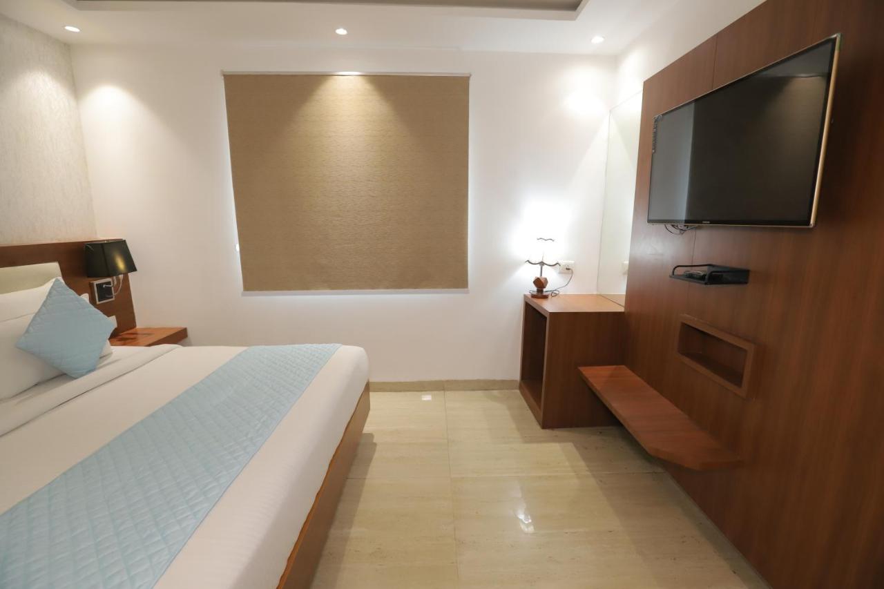 Nh Skye Suites New Delhi Eksteriør billede