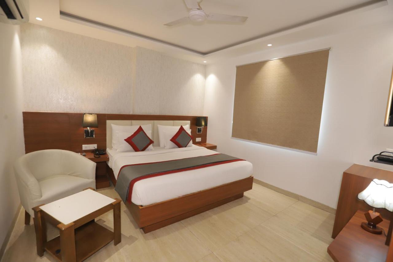 Nh Skye Suites New Delhi Eksteriør billede