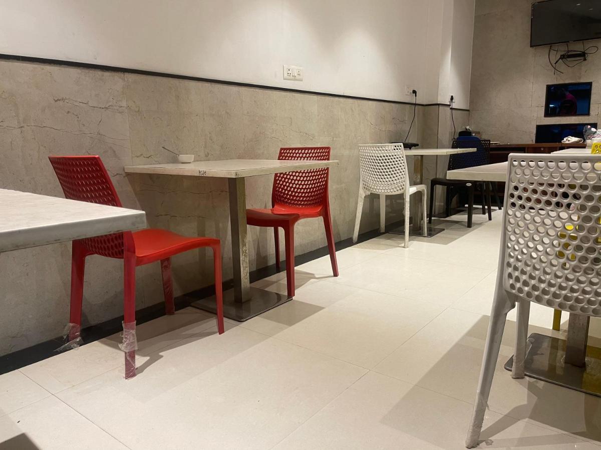 Nh Skye Suites New Delhi Eksteriør billede